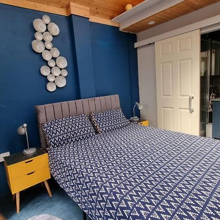 Glebe House, Private Entrance, Free Parking On Drive, Self Check In, Netflix Bed and Breakfast Ashford  Eksteriør billede