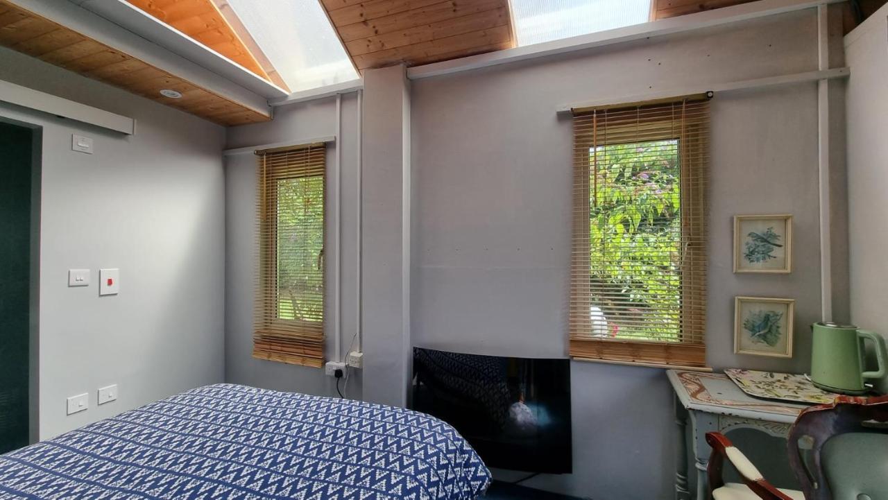 Glebe House, Private Entrance, Free Parking On Drive, Self Check In, Netflix Bed and Breakfast Ashford  Eksteriør billede
